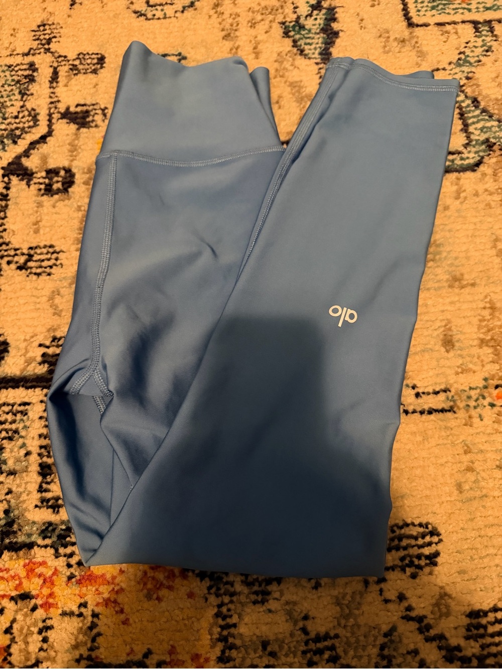 alo yoga leggings